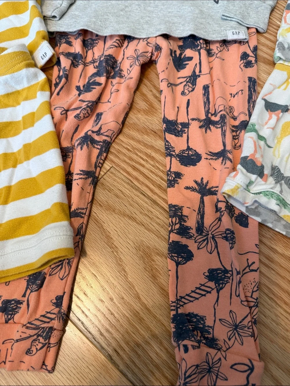 GAP Kids Yellow & White Striped Crab Short Sleeve Pajama Top